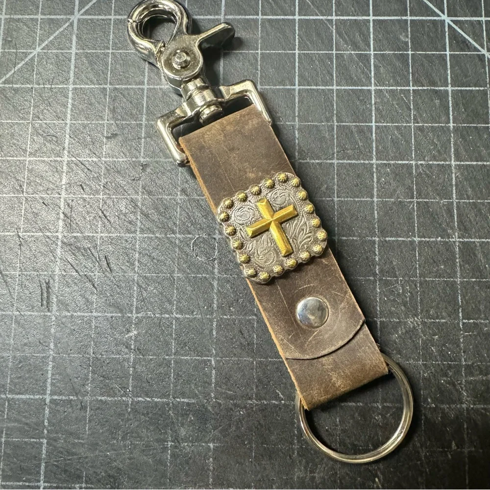 Trigger snap keychain rustic Brown Leather 1” wide cross square two toned